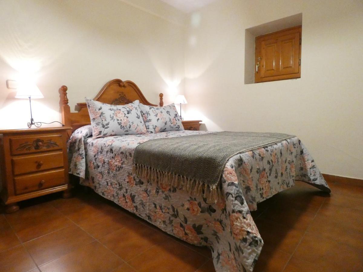 Nucleo De Turismo Rural Valle De Iruelas Las Cruceras 외부 사진
